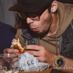 0092 Angry Burgers fest